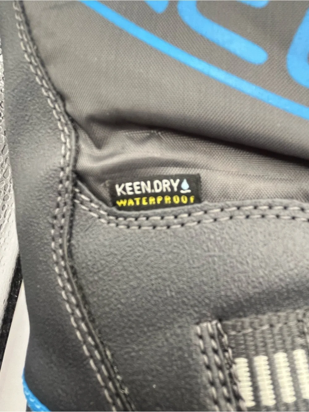 KEEN New 12 Little Kids' Insulated Snow Boots